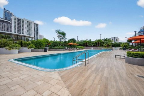 Copropriété à louer à Miami, Floride: 1 chambre, 98.38 m2 № 1929147 - photo 29