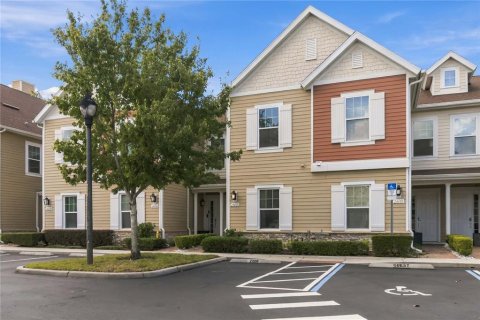 Townhouse in Kissimmee, Florida 4 bedrooms, 167.6 sq.m. № 2430361 - photo 4