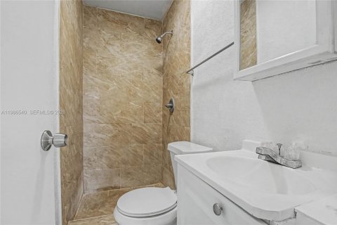 Купить кондоминиум в Майами, Флорида 2 спальни, 76.64м2, № 2046639 - фото 10