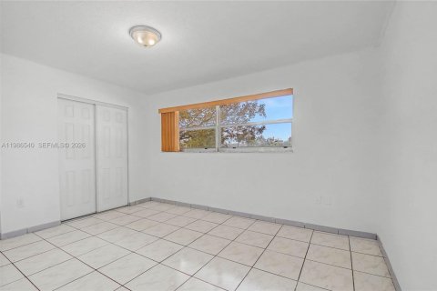 Купить кондоминиум в Майами, Флорида 2 спальни, 76.64м2, № 2046639 - фото 8