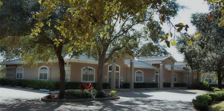 Commercial property in Ocoee, Florida 675.59 sq.m. № 1853921