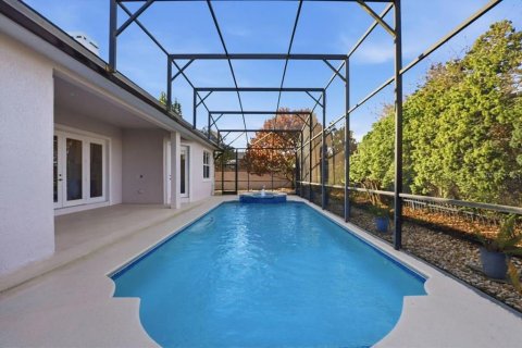 House in Orlando, Florida 3 bedrooms, 240.15 sq.m. № 2112431 - photo 7