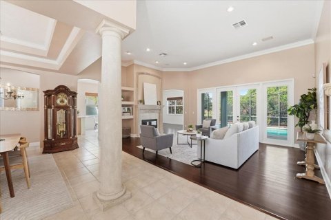 House in Orlando, Florida 3 bedrooms, 240.15 sq.m. № 2112431 - photo 17