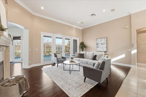House in Orlando, Florida 3 bedrooms, 240.15 sq.m. № 2112431 - photo 6