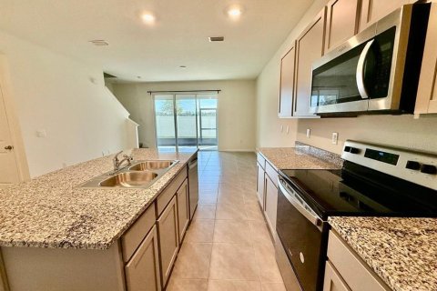 Townhouse in Tampa, Florida 3 bedrooms, 158.58 sq.m. № 1880737 - photo 14