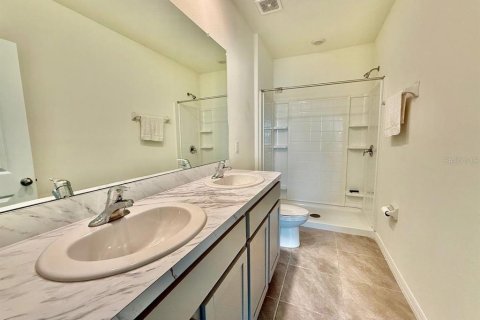 Townhouse in Tampa, Florida 3 bedrooms, 158.58 sq.m. № 1880737 - photo 20