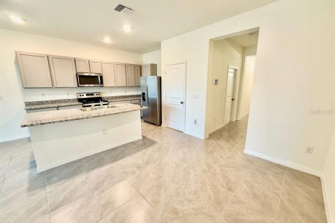Townhouse in Tampa, Florida 3 bedrooms, 158.58 sq.m. № 1880737 - photo 7