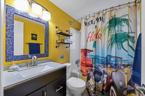 Villa ou maison à louer à Sarasota, Floride: 3 chambres, 114.08 m2 № 1584900 - photo 18