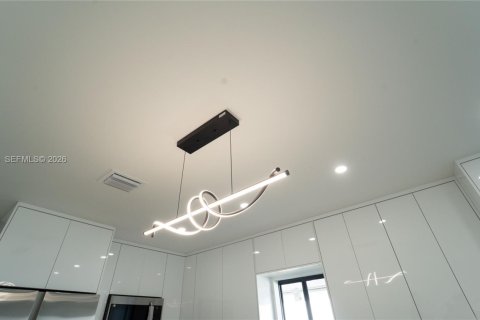 Купить виллу или дом в Майами, Флорида 4 спальни, 145.48м2, № 2050549 - фото 29