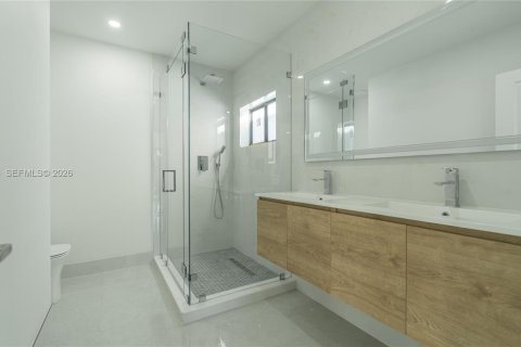 Купить виллу или дом в Майами, Флорида 4 спальни, 145.48м2, № 2050549 - фото 17