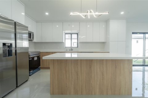 Купить виллу или дом в Майами, Флорида 4 спальни, 145.48м2, № 2050549 - фото 28