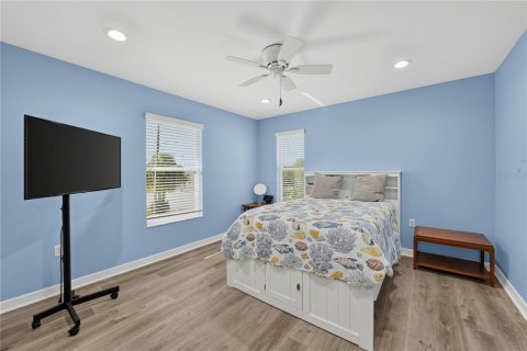 Villa ou maison à vendre à Holmes Beach, Floride: 3 chambres, 139.35 m2 № 2424015 - photo 18