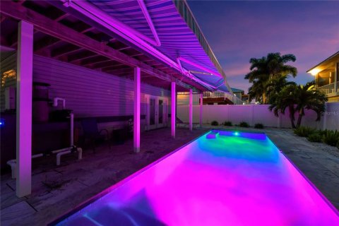 Villa ou maison à vendre à Holmes Beach, Floride: 3 chambres, 139.35 m2 № 2424015 - photo 24