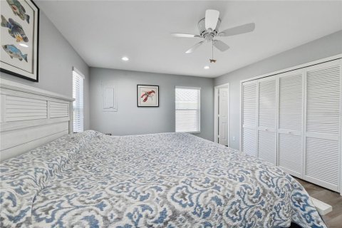 Villa ou maison à vendre à Holmes Beach, Floride: 3 chambres, 139.35 m2 № 2424015 - photo 13
