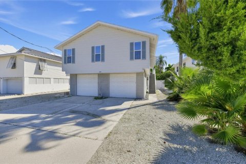 Villa ou maison à vendre à Holmes Beach, Floride: 3 chambres, 139.35 m2 № 2424015 - photo 25
