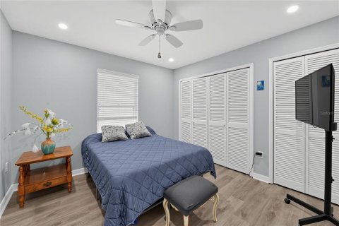Villa ou maison à vendre à Holmes Beach, Floride: 3 chambres, 139.35 m2 № 2424015 - photo 15
