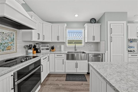 Villa ou maison à vendre à Holmes Beach, Floride: 3 chambres, 139.35 m2 № 2424015 - photo 6