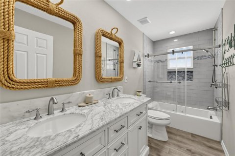 Villa ou maison à vendre à Holmes Beach, Floride: 3 chambres, 139.35 m2 № 2424015 - photo 16