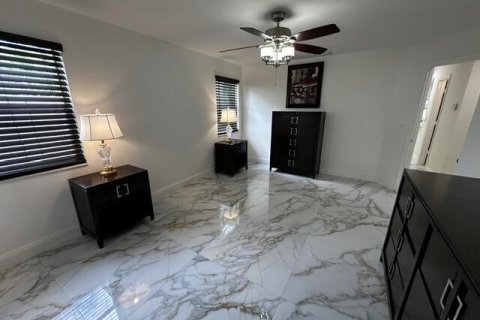 Apartment in Deerfield Beach, Florida 2 bedrooms, 104.61 sq.m. № 2083522 - photo 11