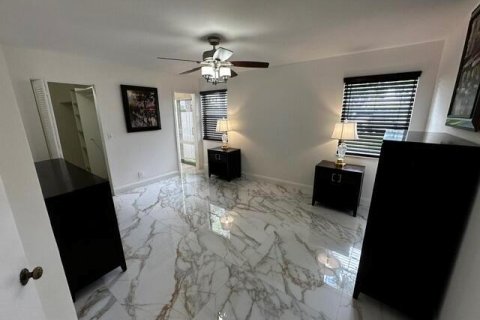 Apartment in Deerfield Beach, Florida 2 bedrooms, 104.61 sq.m. № 2083522 - photo 10