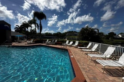 Apartment in Deerfield Beach, Florida 2 bedrooms, 104.61 sq.m. № 2083522 - photo 21