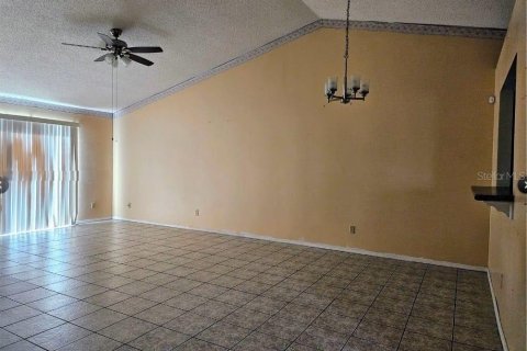 Villa ou maison à vendre à Kissimmee, Floride: 3 chambres, 123.19 m2 № 1771178 - photo 9