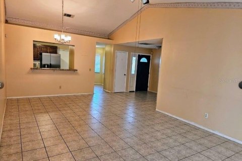 Villa ou maison à vendre à Kissimmee, Floride: 3 chambres, 123.19 m2 № 1771178 - photo 13