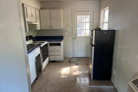 Снять в аренду квартиру в Уайлдвуд, Флорида 1 комната, 62.43м2, № 1750848 - фото 3