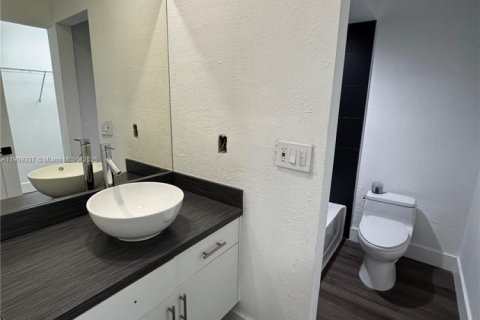 Copropriété à vendre à Lauderhill, Floride: 2 chambres, 91.04 m2 № 1965335 - photo 10