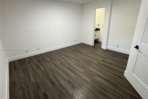 Copropriété à vendre à Lauderhill, Floride: 2 chambres, 91.04 m2 № 1965335 - photo 8