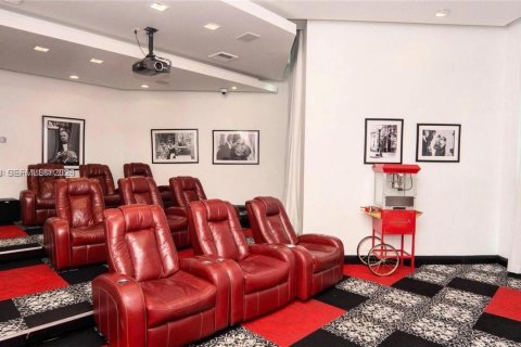 Condominio en venta en Miami, Florida, 2 dormitorios, 86.86 m2 № 2056396 - foto 8