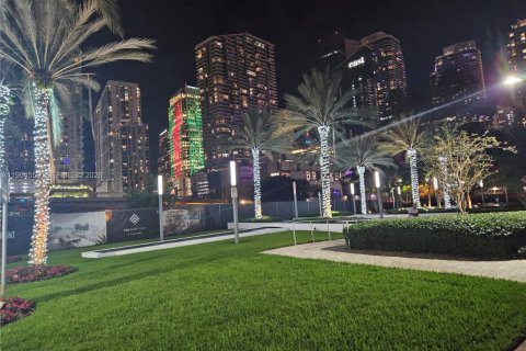Condominio en venta en Miami, Florida, 2 dormitorios, 86.86 m2 № 2056396 - foto 16