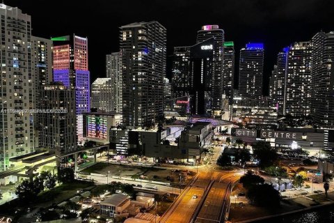 Condominio en venta en Miami, Florida, 2 dormitorios, 86.86 m2 № 2056396 - foto 17