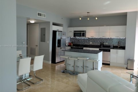 Condominio en venta en Miami, Florida, 2 dormitorios, 86.86 m2 № 2056396 - foto 26