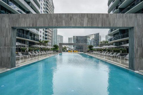 Condominio en venta en Miami, Florida, 1 dormitorio, 64.38 m2 № 2034194 - foto 19