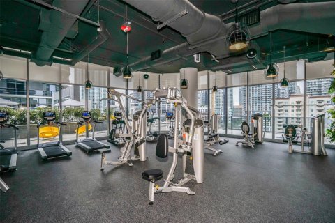 Condominio en venta en Miami, Florida, 1 dormitorio, 64.38 m2 № 2034194 - foto 18