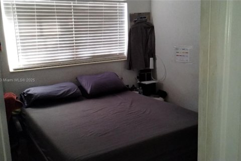 Casa en venta en Miami Gardens, Florida, 3 dormitorios, 167.6 m2 № 1887166 - foto 12
