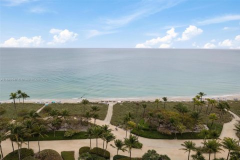 Copropriété à louer à Bal Harbour, Floride: 3 chambres, 218.6 m2 № 1936500 - photo 1