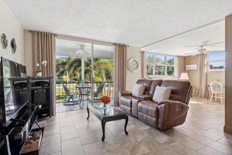 Condominio en venta en Pembroke Pines, Florida, 2 dormitorios, 108.7 m2 № 1972364 - foto 6
