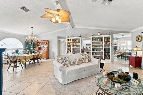 Villa ou maison à vendre à Weeki Wachee, Floride: 3 chambres, 168.43 m2 № 2349810 - photo 8