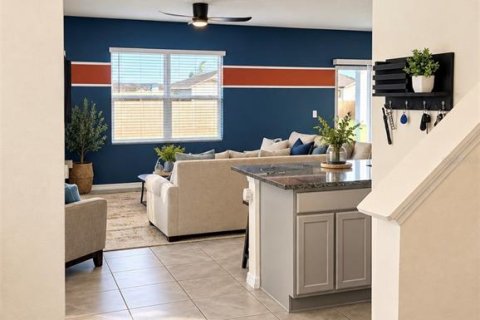 Villa ou maison à vendre à Sanford, Floride: 4 chambres, 210.05 m2 № 2432716 - photo 4