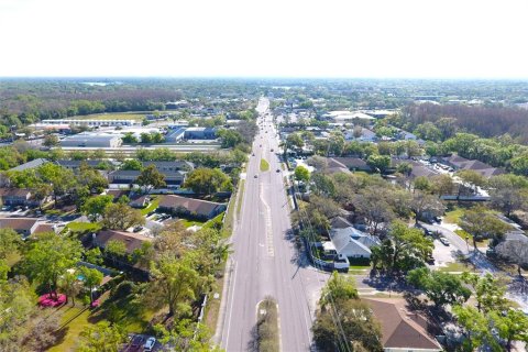 Townhouse in Tampa, Florida 3 bedrooms, 124.49 sq.m. № 1547766 - photo 11