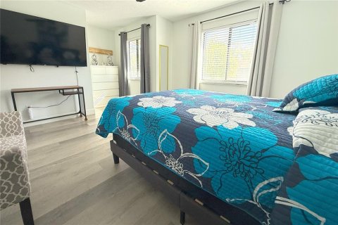 Townhouse in Tampa, Florida 3 bedrooms, 124.49 sq.m. № 1547766 - photo 16