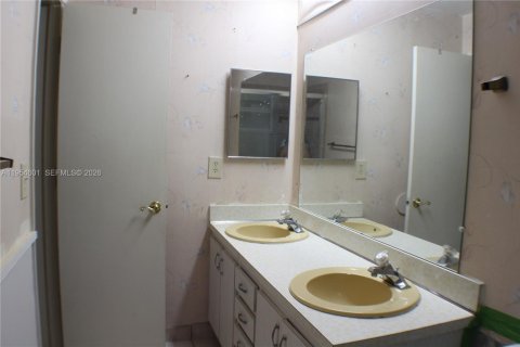 Casa en venta en Boynton Beach, Florida, 2 dormitorios, 150.87 m2 № 2009556 - foto 12