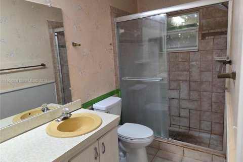 Casa en venta en Boynton Beach, Florida, 2 dormitorios, 150.87 m2 № 2009556 - foto 11