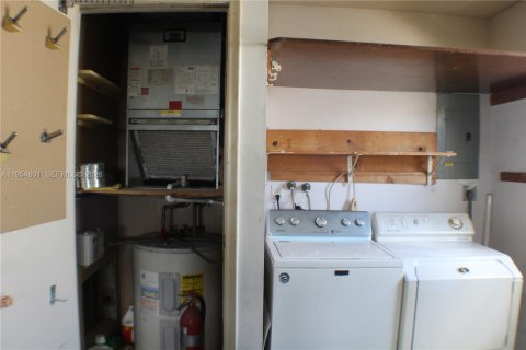 Casa en venta en Boynton Beach, Florida, 2 dormitorios, 150.87 m2 № 2009556 - foto 21