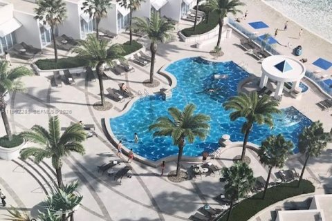 Condominio en alquiler en Hollywood, Florida, 3 dormitorios, 196.49 m2 № 2006586 - foto 4