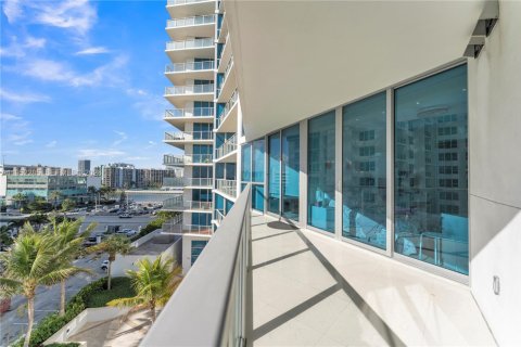 Condominio en alquiler en Hollywood, Florida, 3 dormitorios, 196.49 m2 № 2006586 - foto 25