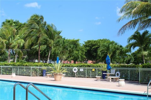 Condominio en alquiler en Doral, Florida, 2 dormitorios, 103.59 m2 № 1836031 - foto 29
