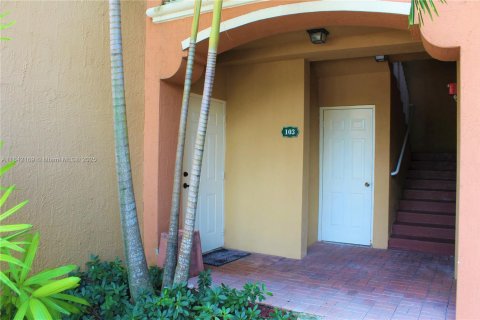Condominio en alquiler en Doral, Florida, 2 dormitorios, 103.59 m2 № 1836031 - foto 21